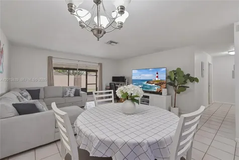 8614 SW 147th Place Miami FL 33193