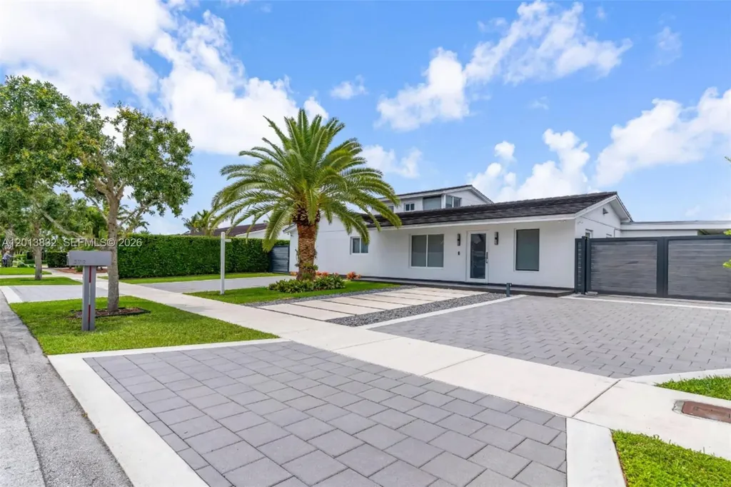 3112 Village Green Drive Miami FL 33175