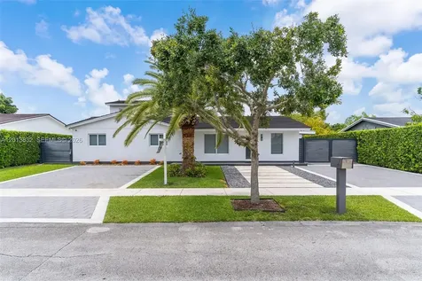 3112 Village Green Drive Miami FL 33175
