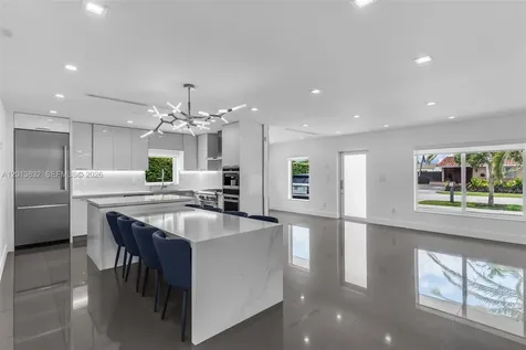 3112 Village Green Drive Miami FL 33175