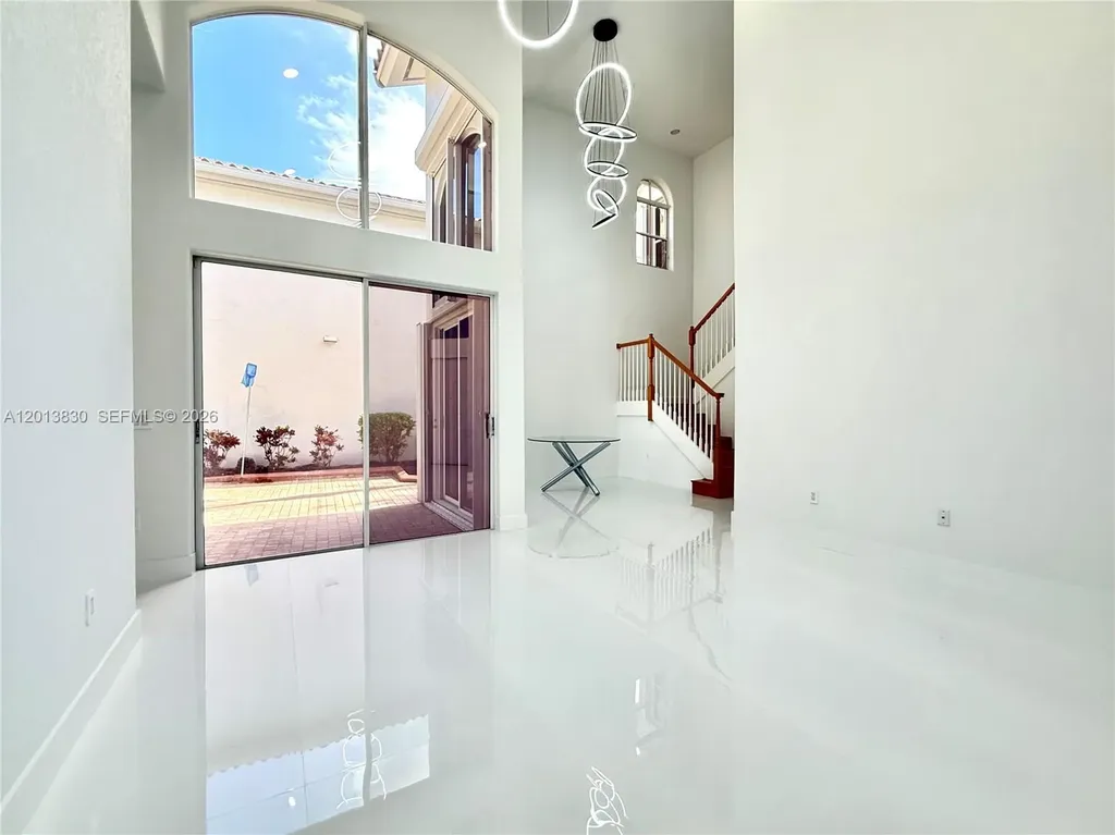 1455 Breakwater Terrace Hollywood FL 33019