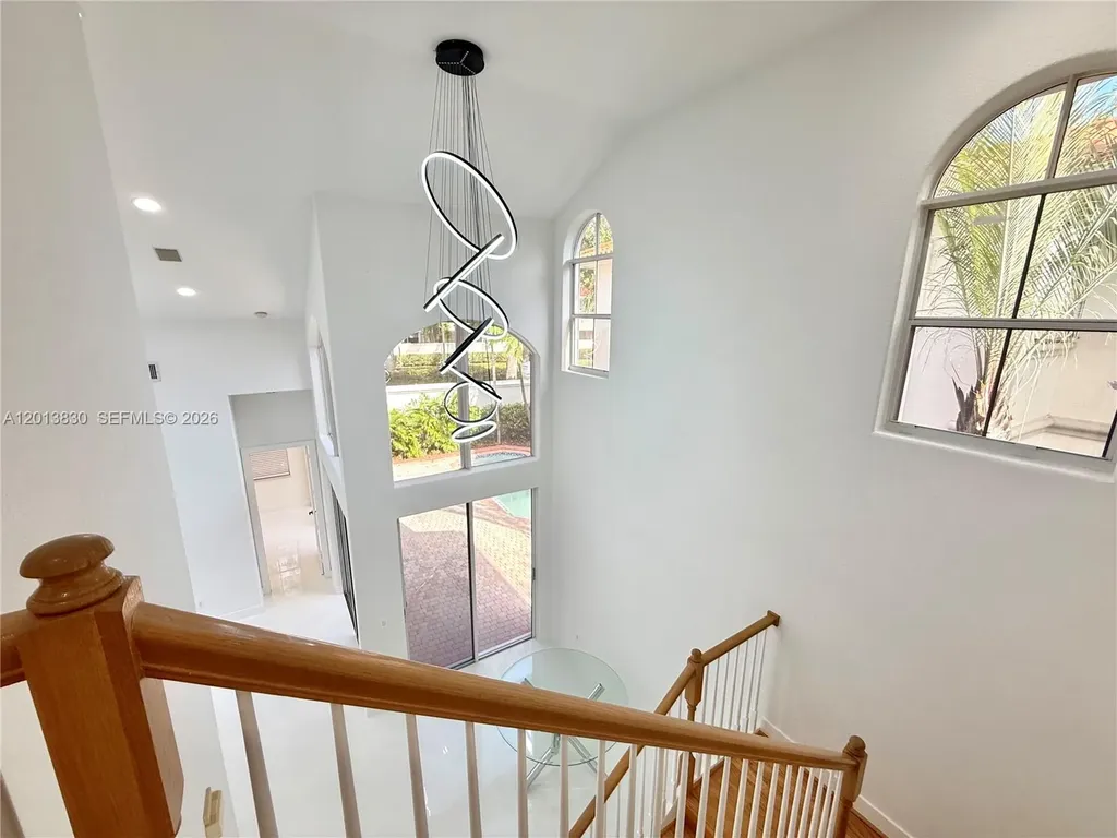 1455 Breakwater Terrace Hollywood FL 33019