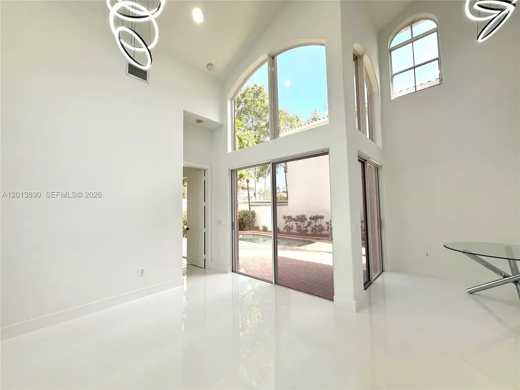 1455 Breakwater Terrace Hollywood FL 33019