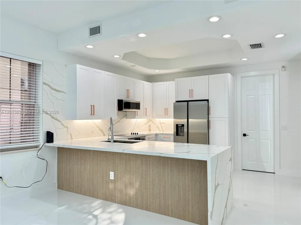 1455 Breakwater Terrace Hollywood FL 33019