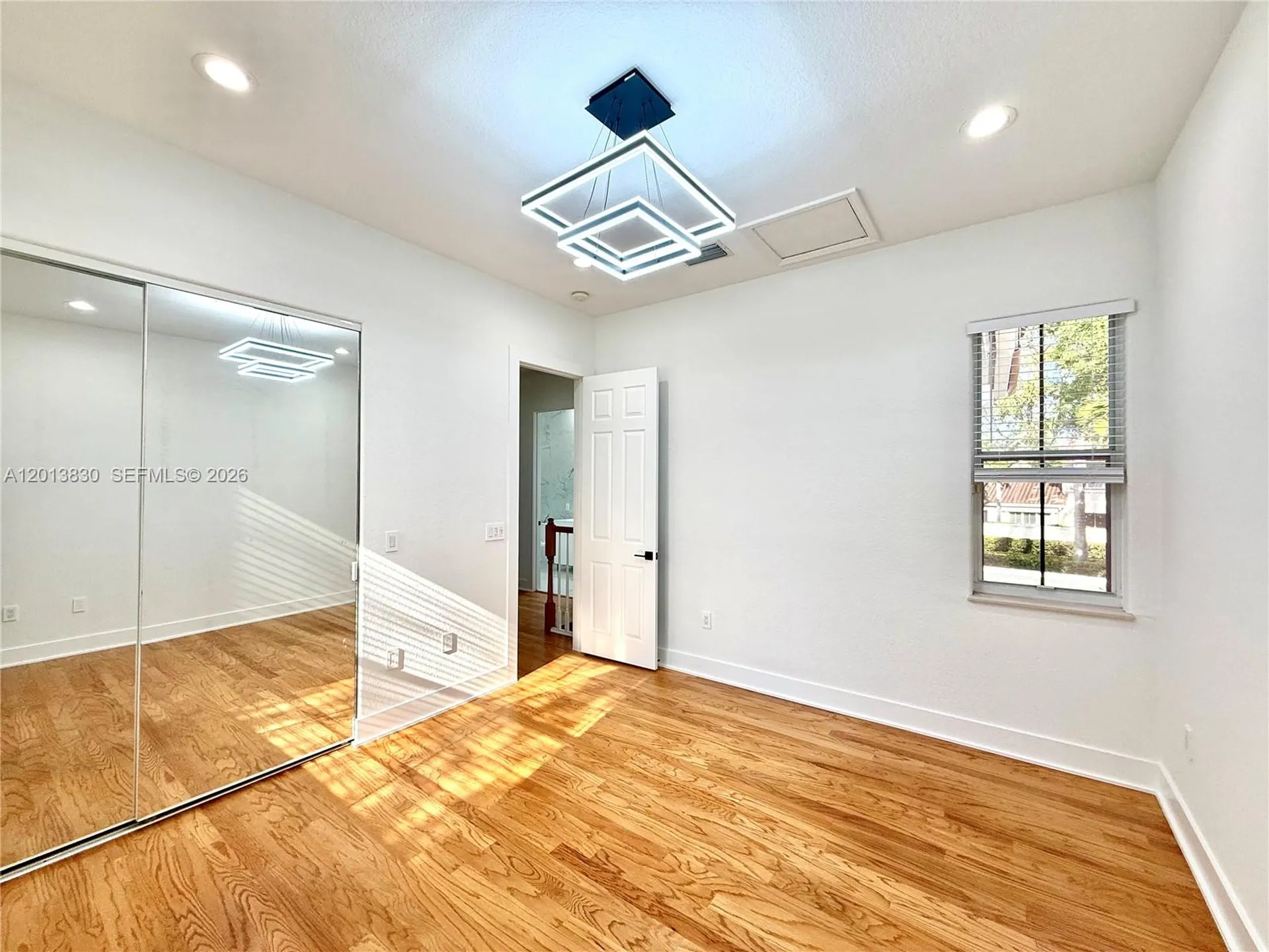 1455 Breakwater Terrace Hollywood FL 33019