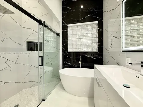 1455 Breakwater Terrace Hollywood FL 33019