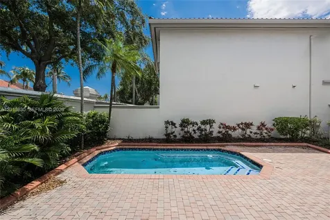 1455 Breakwater Terrace Hollywood FL 33019