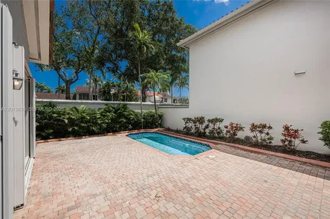 1455 Breakwater Terrace Hollywood FL 33019