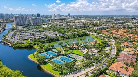 1455 Breakwater Terrace Hollywood FL 33019