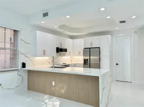 1455 Breakwater Terrace Hollywood FL 33019