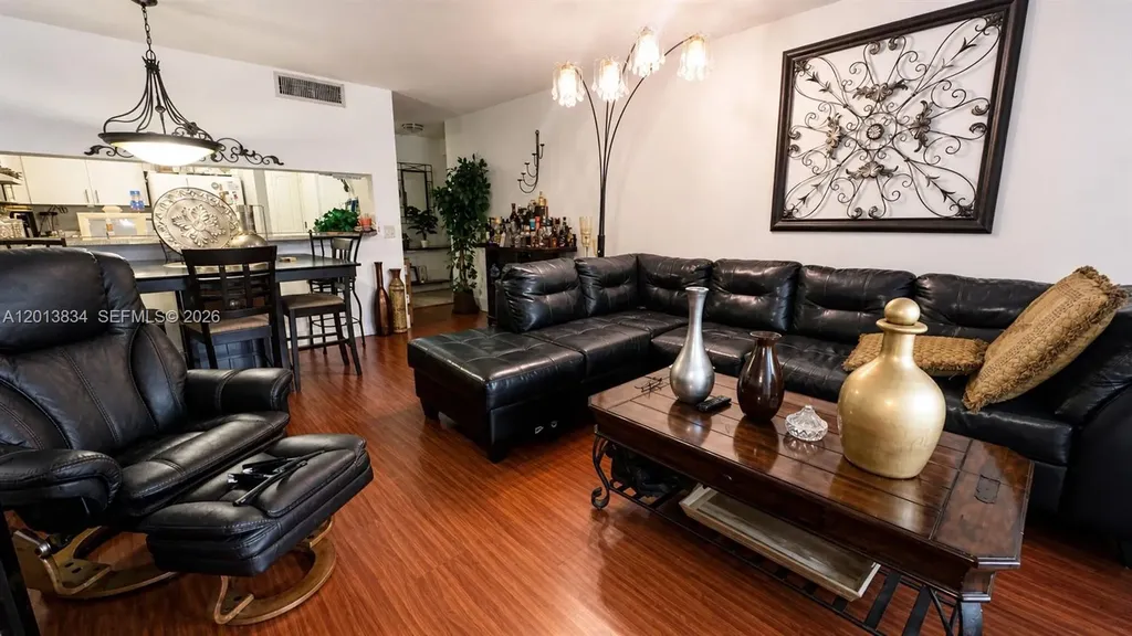 460 S Park Road Hollywood FL 33021