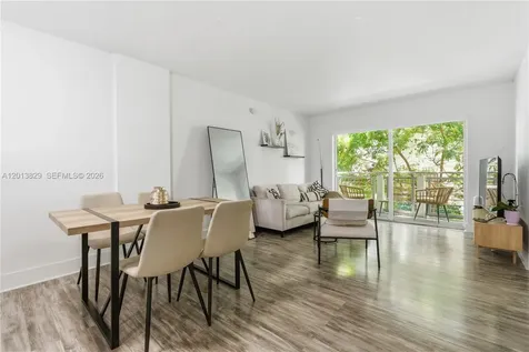 716 Michigan Avenue Miami Beach FL 33139