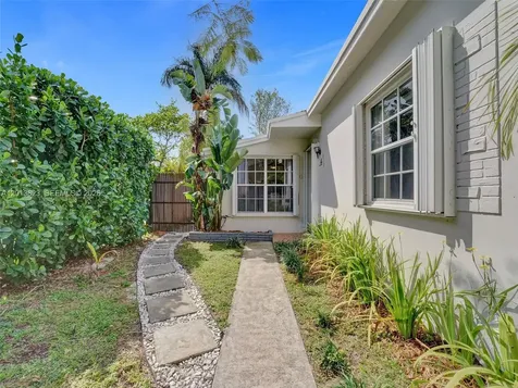 918 NE 4th Court Hallandale Beach FL 33009