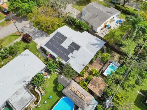 918 NE 4th Court Hallandale Beach FL 33009