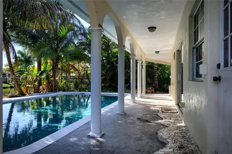 301 SW 5th Street Hallandale Beach FL 33009