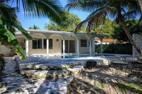 301 SW 5th Street Hallandale Beach FL 33009