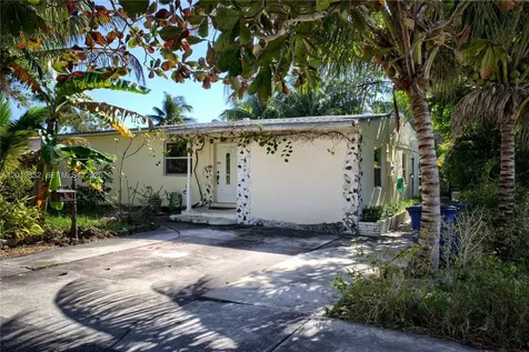 301 SW 5th Street Hallandale Beach FL 33009