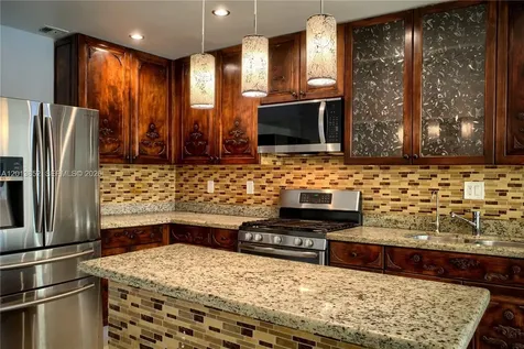 301 SW 5th Street Hallandale Beach FL 33009