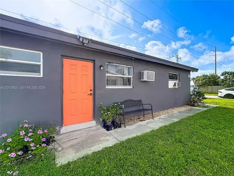 391 NE 42nd Court Oakland Park FL 33334