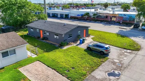 391 NE 42nd Court Oakland Park FL 33334