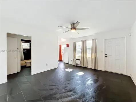 391 NE 42nd Court Oakland Park FL 33334