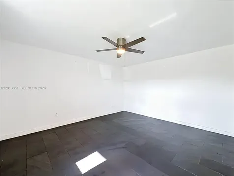 391 NE 42nd Court Oakland Park FL 33334