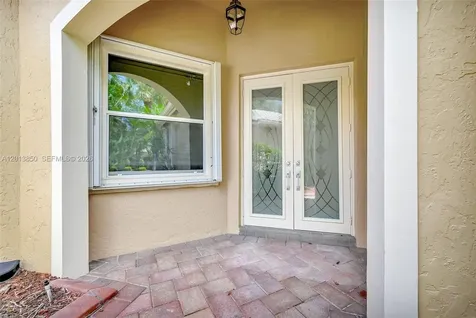 2468 Bay Isle Court Weston FL 33327