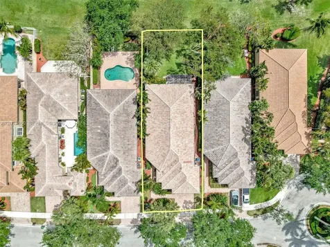 2468 Bay Isle Court Weston FL 33327
