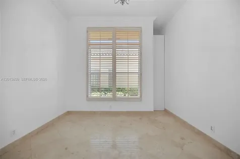 2468 Bay Isle Court Weston FL 33327