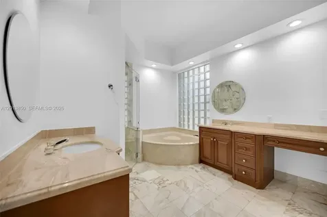 2468 Bay Isle Court Weston FL 33327