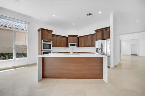 2468 Bay Isle Court Weston FL 33327