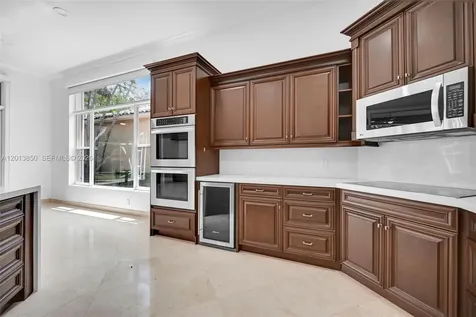 2468 Bay Isle Court Weston FL 33327