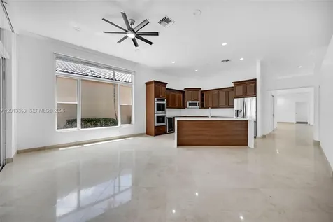 2468 Bay Isle Court Weston FL 33327