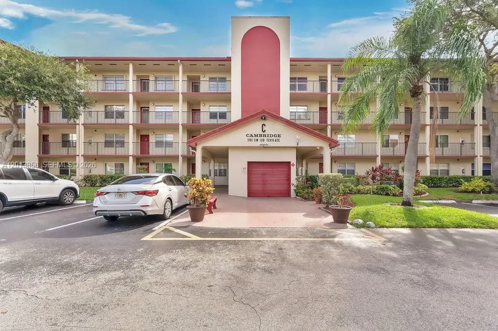 1101 SW 128th Terrace Pembroke Pines FL 33027