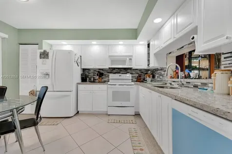 1101 SW 128th Terrace Pembroke Pines FL 33027