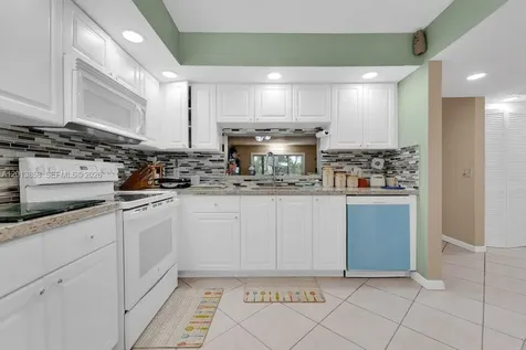 1101 SW 128th Terrace Pembroke Pines FL 33027