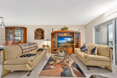 1101 SW 128th Terrace Pembroke Pines FL 33027