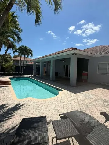 16479 SW 53rd Street Miami FL 33185