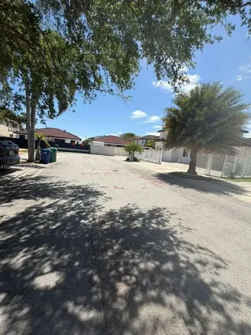 16479 SW 53rd Street Miami FL 33185