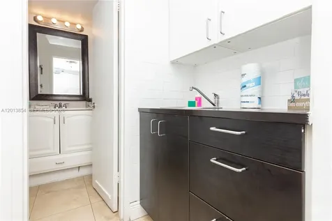 5445 Collins Avenue Miami Beach FL 33140