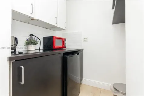 5445 Collins Avenue Miami Beach FL 33140