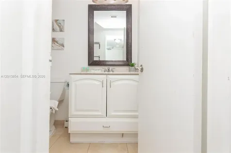 5445 Collins Avenue Miami Beach FL 33140