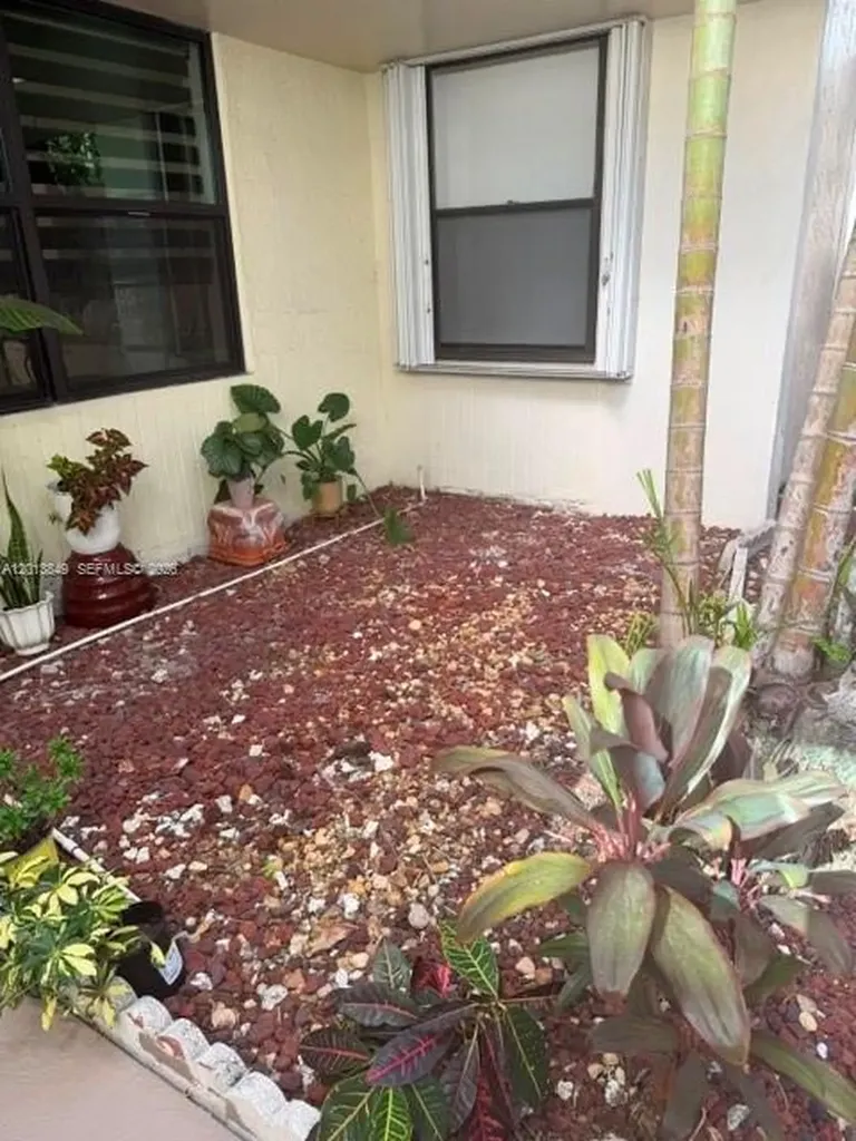 20381 NE 30th Avenue Aventura FL 33180