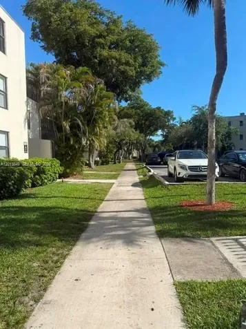 20381 NE 30th Avenue Aventura FL 33180