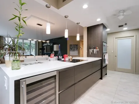 21150 Point Place Aventura FL 33180