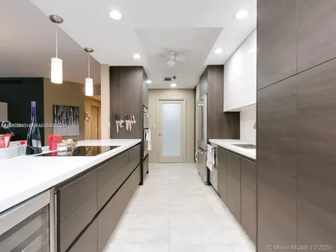 21150 Point Place Aventura FL 33180