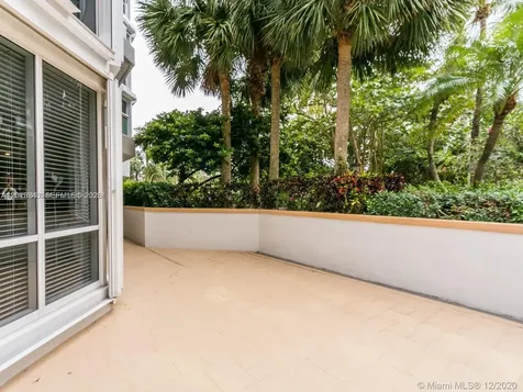 21150 Point Place Aventura FL 33180