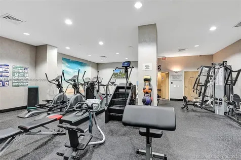 21150 Point Place Aventura FL 33180