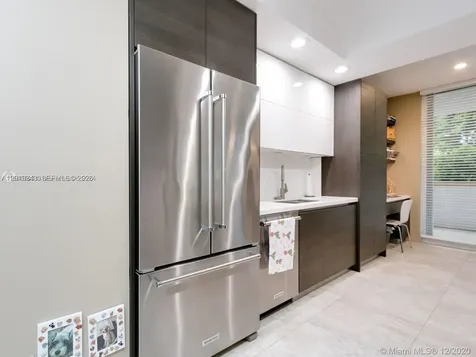 21150 Point Place Aventura FL 33180