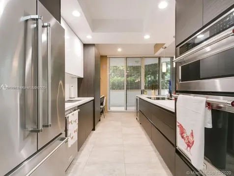 21150 Point Place Aventura FL 33180